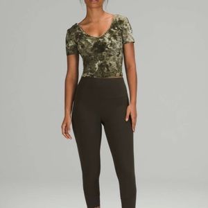 NWOT LULULEMON ALIGN T SHIRT